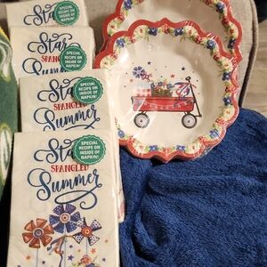 BNIP PIONEER WOMAN Star Spangled Summer Plates and Napkins Set